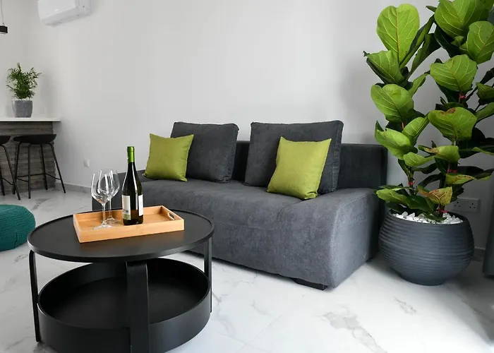 The Room, Suite 15, Leda Gardens