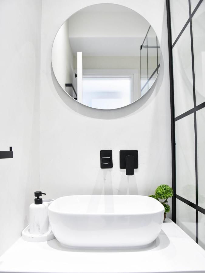 דירה The Room, 15, Leda Gardens